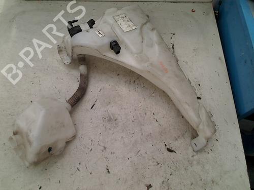 Used Windscreen washer tank VOLVO S40 II (544) 1.6 (101 hp) 21916841