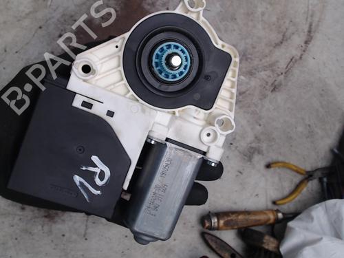Right front window motor SEAT LEON (1P1) 2.0 TDI | BP21939432E20 
