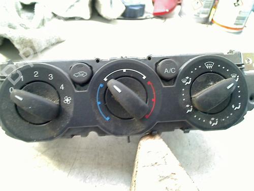 Used Climate control FORD FOCUS II Turnier (DA_, FFS, DS) 1.8 Flexifuel (125 hp) 21910758