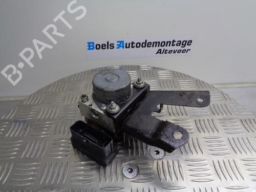Używane Pompa ABS TOYOTA AYGO (_B1_) 1.0 (KGB10_, KGB10R) (68 hp) 23010593