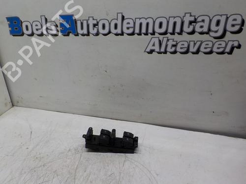 Spak kontakt VW BORA I (1J2) 2.0 (115 hp) 23027771