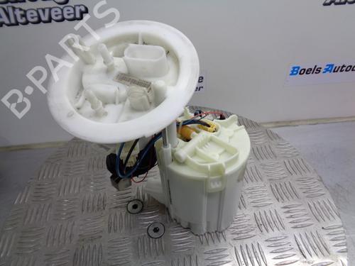 Used Fuel pump AUDI A4 B8 (8K2) 1.8 TFSI (120 hp) 23011627