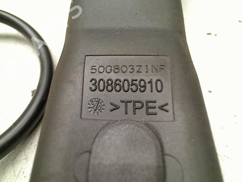 Seat buckle PEUGEOT 108 1.0 VTi 72 | BP21934588I32