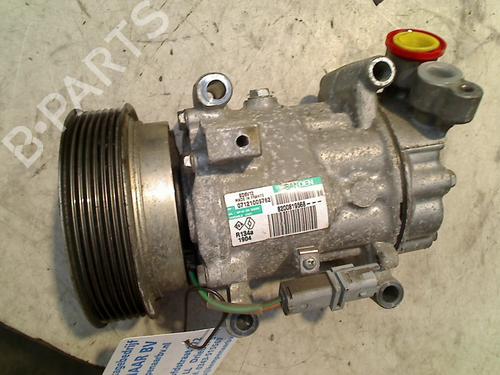 Used AC compressor RENAULT TWINGO II (CN0_) 1.2 (CN0D) (58 hp) 21922504