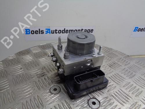 Pompe ABS RENAULT CAPTUR I (J5_, H5_) 0.9 TCe 90 (90 hp) 23012352