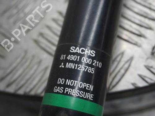 Højre bagtil støddæmper MITSUBISHI COLT VI (Z3_A, Z2_A) 1.1 (Z31A, Z32A) | BP23013521M19 