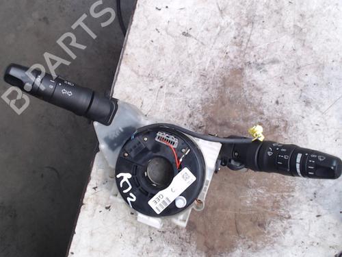 Used Steering column stalk NISSAN MICRA III (K12) 1.5 dCi (68 hp) 21936081