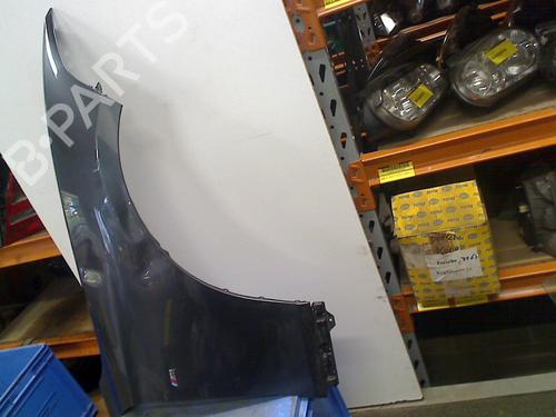 Used Right front fenders BMW 1 (F21) 120 d (184 hp) 21912305