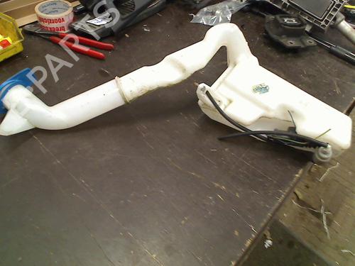 Used Windscreen washer tank VW POLO (9N_, 9A_) 1.2 (54 hp) 21911225