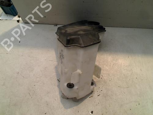 Used Windscreen washer tank BMW 3 (E46) 316 i (105 hp) 21918304