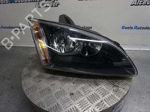 Used Right headlight FORD FOCUS II (DA_, HCP, DP) 2.0 TDCi (136 hp) 23028995