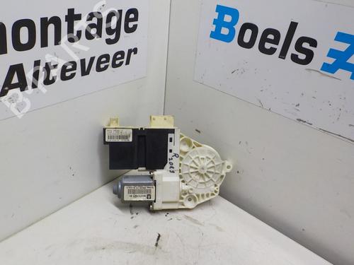 Used Electronic module CITROËN C4 Coupe (LA_) 1.4 16V (88 hp) 23004928