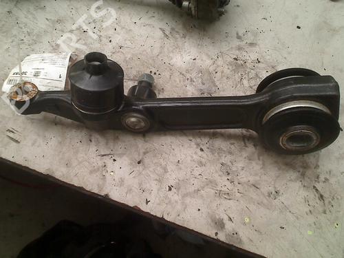 Used Left front suspension arm MERCEDES-BENZ S-CLASS (W220) S 500 (220.075, 220.175, 220.875) (306 hp) 21925296