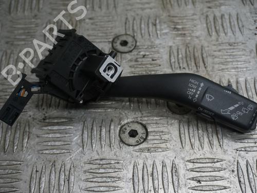 Used Steering column stalk VW GOLF VI (5K1) 1.2 TSI (105 hp) 23020432