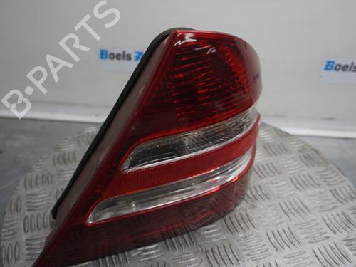 Right taillight MERCEDES-BENZ C-CLASS (W203) C 200 Kompressor (203.042) | BP23019873C35 