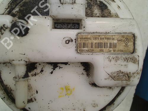 Used Fuel pump RENAULT TWINGO II (CN0_) 1.2 (CN0D) (58 hp) 21910011