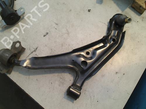 Used Left front suspension arm NISSAN PRIMERA Hatchback (P11) 2.0 16V (131 hp) 21906165