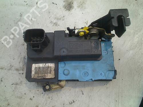 Used Front right lock VOLVO XC70 I Cross Country (295) D5 AWD (185 hp) 21924803