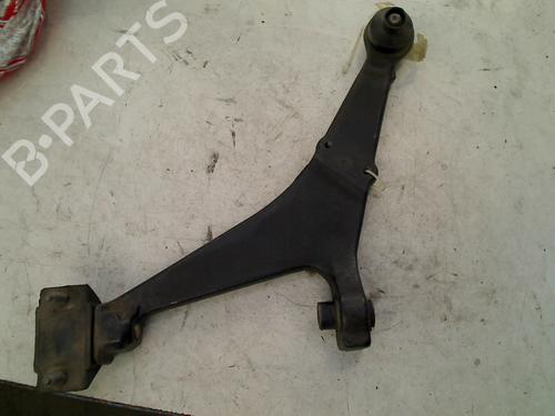 Used Left front suspension arm PEUGEOT 106 II (1A_, 1C_) 1.4 i (75 hp) 21906167