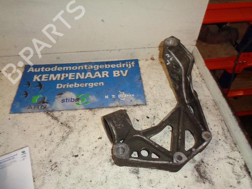 Used Left front suspension arm VW POLO (9N_, 9A_) 1.4 TDI (70 hp) 21908666