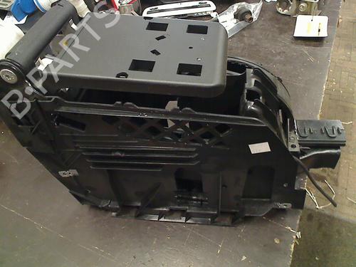 Used Armrest / Center console VW GOLF VI (5K1) 1.4 TSI (160 hp) 21911195