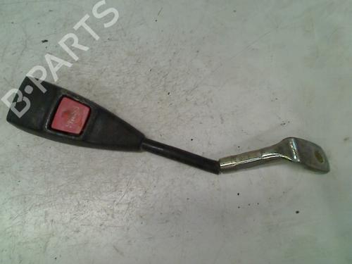 Used Seat buckle VOLVO 240 Kombi (P245) 2.4 Diesel (82 hp) 21930486