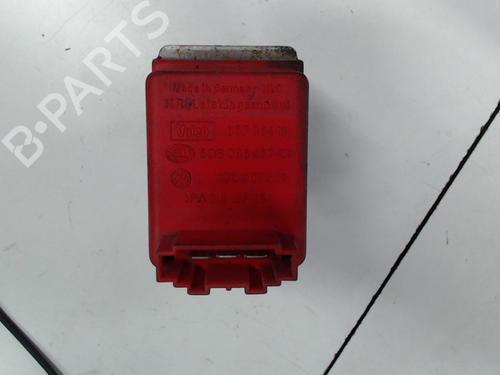Used Heater resistor SKODA OCTAVIA I Combi (1U5) 1.6 (102 hp) 21935062