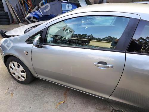 left-front-door-opel-corsa-d-s07-13-cdti-l08-l68-com-borrachas-2006-2007-2008-2009-2010-2011-2012-2013-2014-2015-21633236 main image