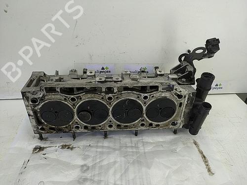 Used Cylinder head RENAULT MEGANE II Estate (KM0/1_) [2003-2012]  21627377