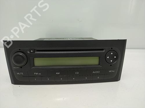 Radio FIAT GRANDE PUNTO Van (199_) 1.3 JTD Multijet (199CXC1A) 7354812940 com codigo 