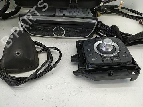 Radio RENAULT MEGANE III Hatchback (BZ0/1_, B3_) 1.9 dCi (BZ0N, BZ0J) | BP21631247E6 