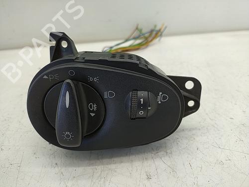 Used Headlight switch FORD FOCUS I (DAW, DBW) [1998-2009]  21625480