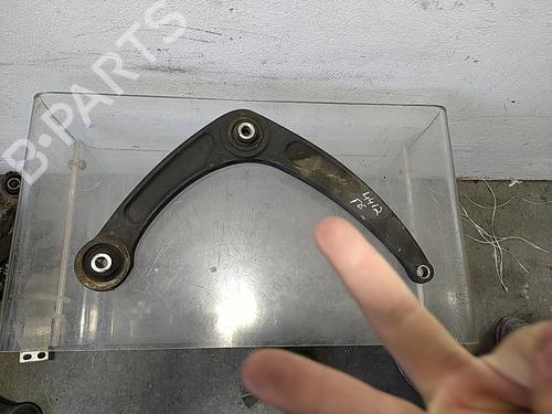 Used Right front suspension arm PEUGEOT 307 Break (3E) 1.4 HDi (68 hp) 21632447