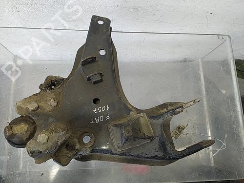 Used Right front suspension arm NISSAN TERRANO II (R20) [1992-2007]  21607096