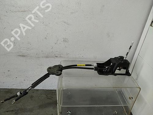 Used Gear lever RENAULT MEGANE III Grandtour (KZ0/1) 1.5 dCi (KZ09, KZ0D, KZ1G, KZ29, KZ14, KZ1W, KZ10, KZ1F,... (110 hp) 21630073
