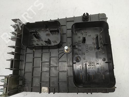Fuse box VW GOLF V (1K1) 1.4 FSI | BP24866765E1 