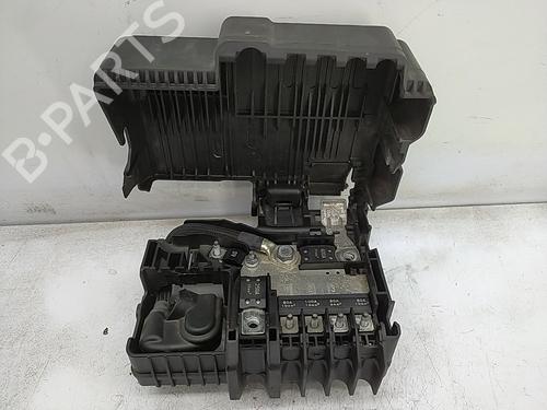 Sikringsdåse OPEL CORSA E Hatchback Van (X15) 1.3 CDTI (08) (75 hp) 29979773