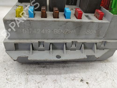Fuse box ALFA ROMEO 147 (937_) | BP30104312E1