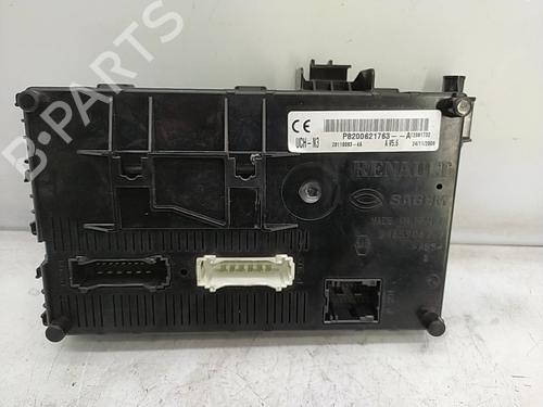 Used Fuse box RENAULT CLIO II (BB_, CB_) [1998-2016]  30122504