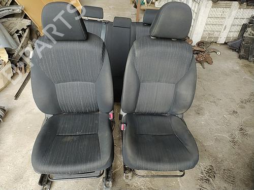 Used Right front seat TOYOTA AURIS (_E15_) 1.4 D-4D (NDE150_, NDE150R) (90 hp) 30128112