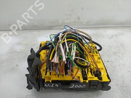 Used Fuse box PEUGEOT 208 Hatchback Van (CR_) 1.5 BlueHDi 100 (102 hp) 30815309