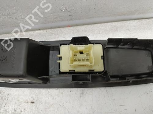 Right front window switch RENAULT ZOE (BFM_) ZOE (BFMD) | BP30910003I26