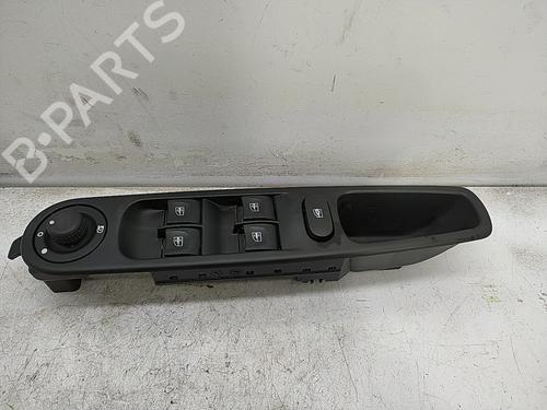 Used Left front window switch RENAULT ZOE (BFM_) ZOE (BFMD) (109 hp) 30712048