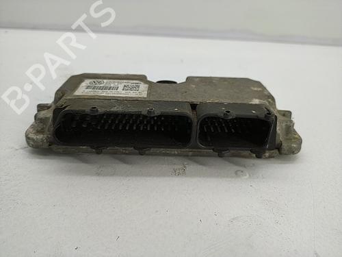 Used Engine control unit (ECU) VW GOLF III (1H1) [1989-2000]  31082960