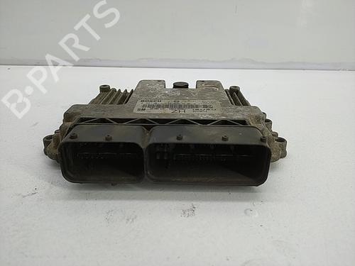Used Engine control unit (ECU) OPEL ASTRA H (A04) 1.3 CDTI (L48) (90 hp) 31083493