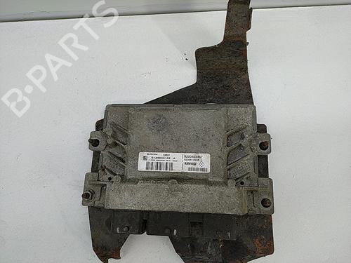 Used Engine control unit (ECU) RENAULT CLIO III (BR0/1, CR0/1) [2005-2014]  31084492