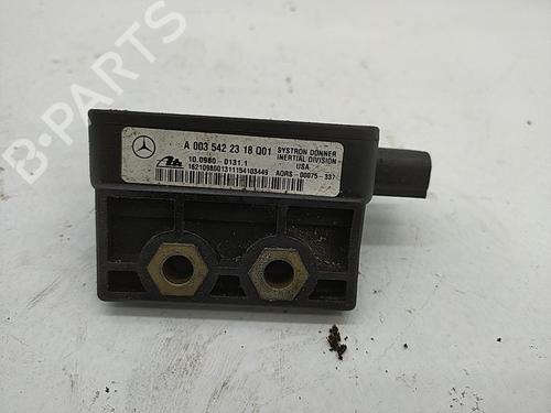Caixa de fusíveis MERCEDES-BENZ M-CLASS (W163) [1998-2005]  31084837