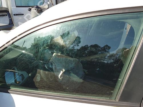 Used Front left door window RENAULT CLIO V (B7_) 1.0 SCe 65 (B7MG) (67 hp) 31759740