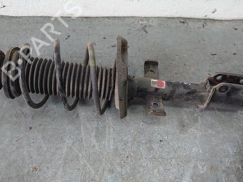 Schokbreker rechts voor RENAULT CLIO V (B7_) 1.0 SCe 65 (B7MG) (67 hp) 31759776