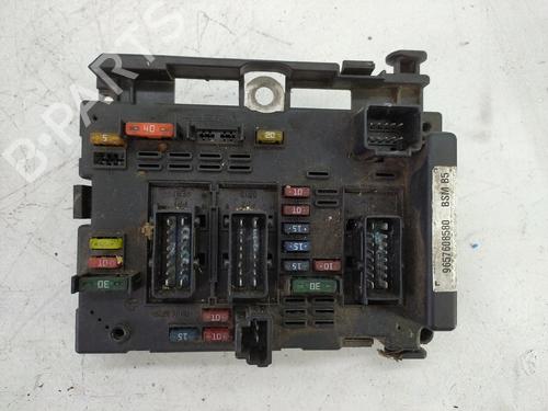 Used Fuse box PEUGEOT 307 Break (3E) 1.4 HDi (68 hp) 31725895